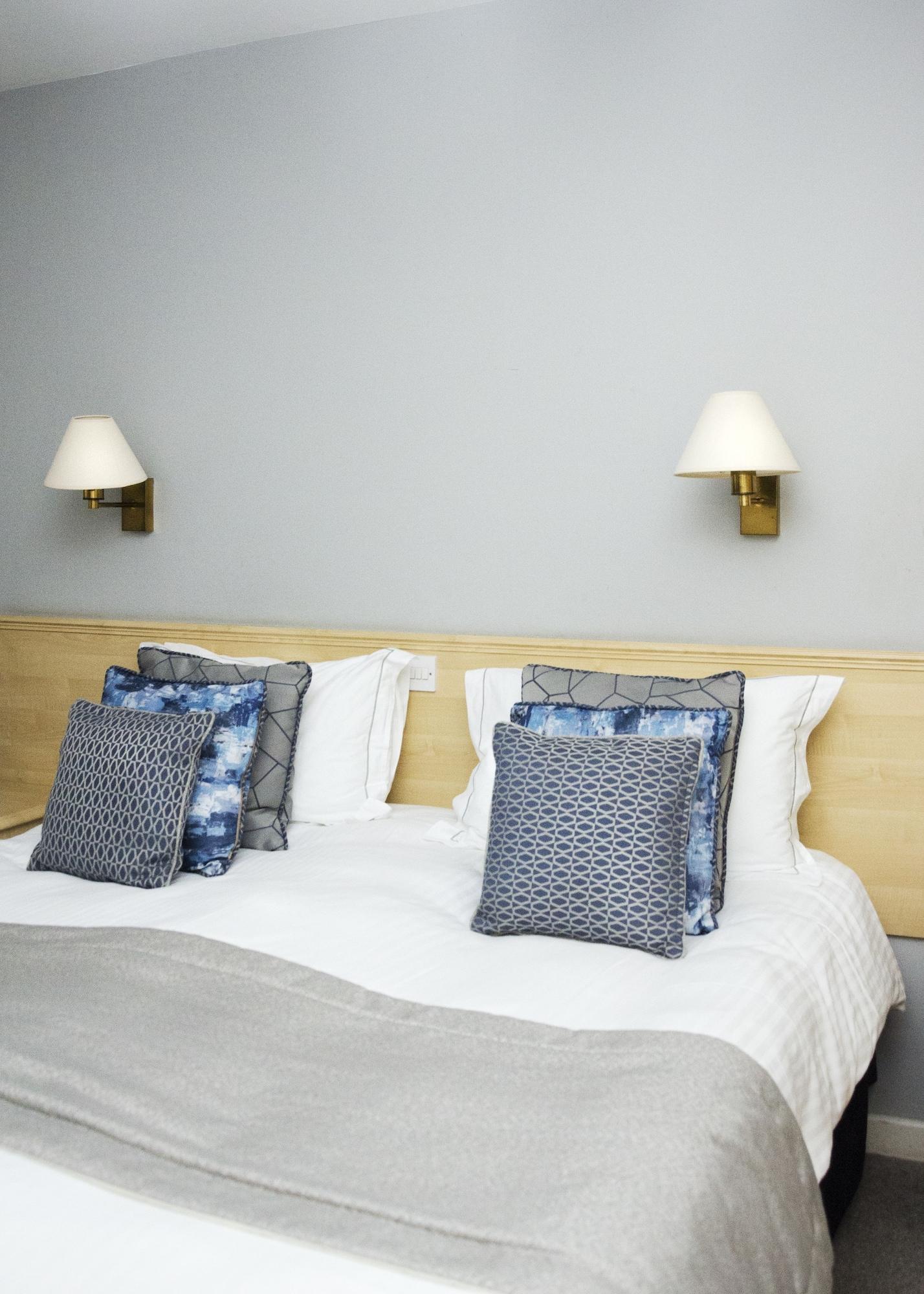 Beachcombers Hotel Grouville Buitenkant foto